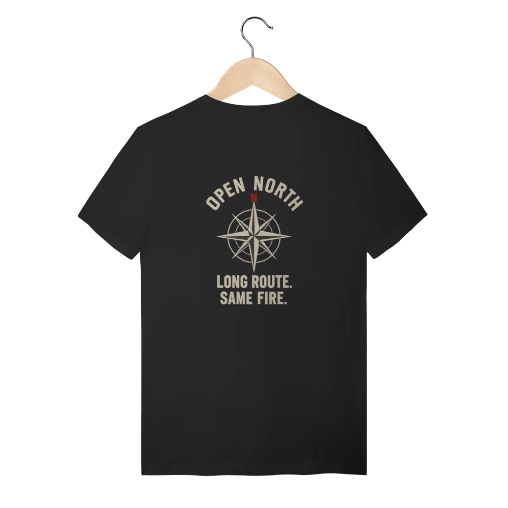Camiseta Compass — ON — mockup oficial, costas